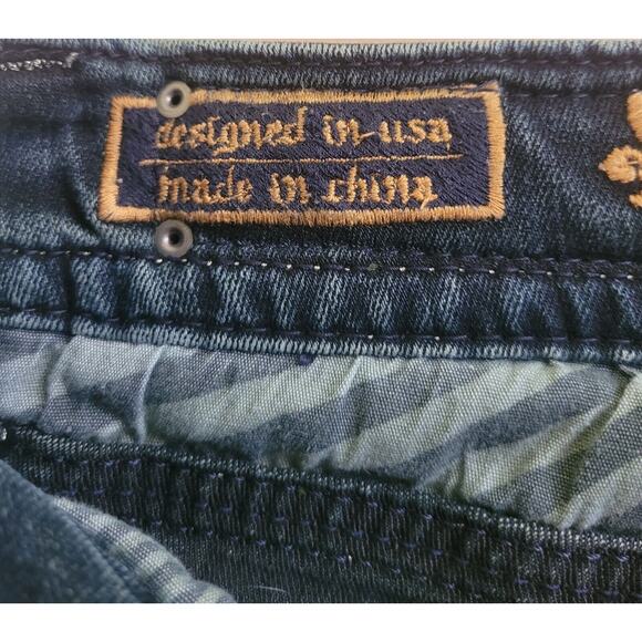 Rock Revival Women’s 28 Jacklyn Dark Wash Hemmed Cut Off Jean Shorts EUC - Picture 4 of 10